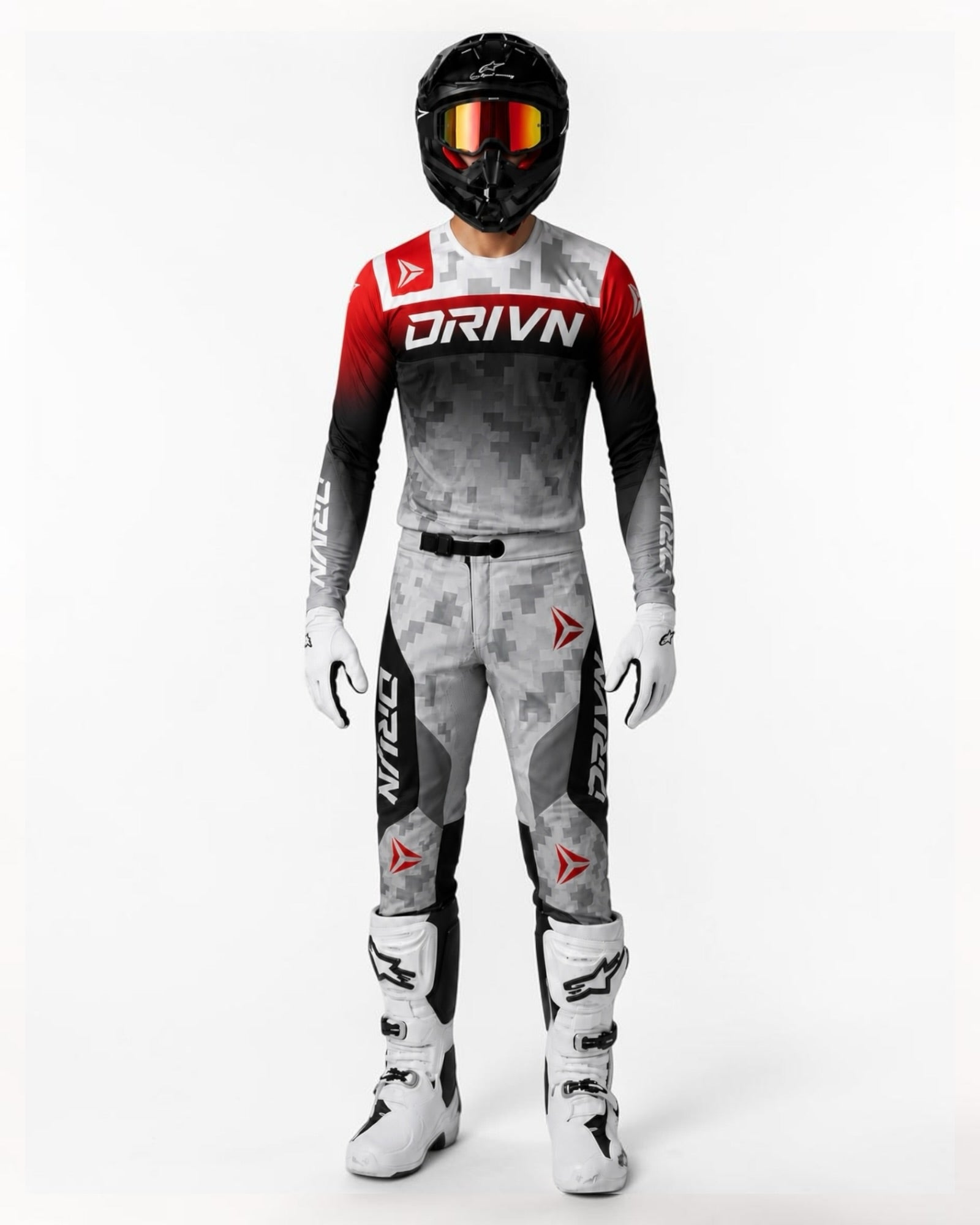 Custom “HYPR” Gear Kit ‘Red Camo’