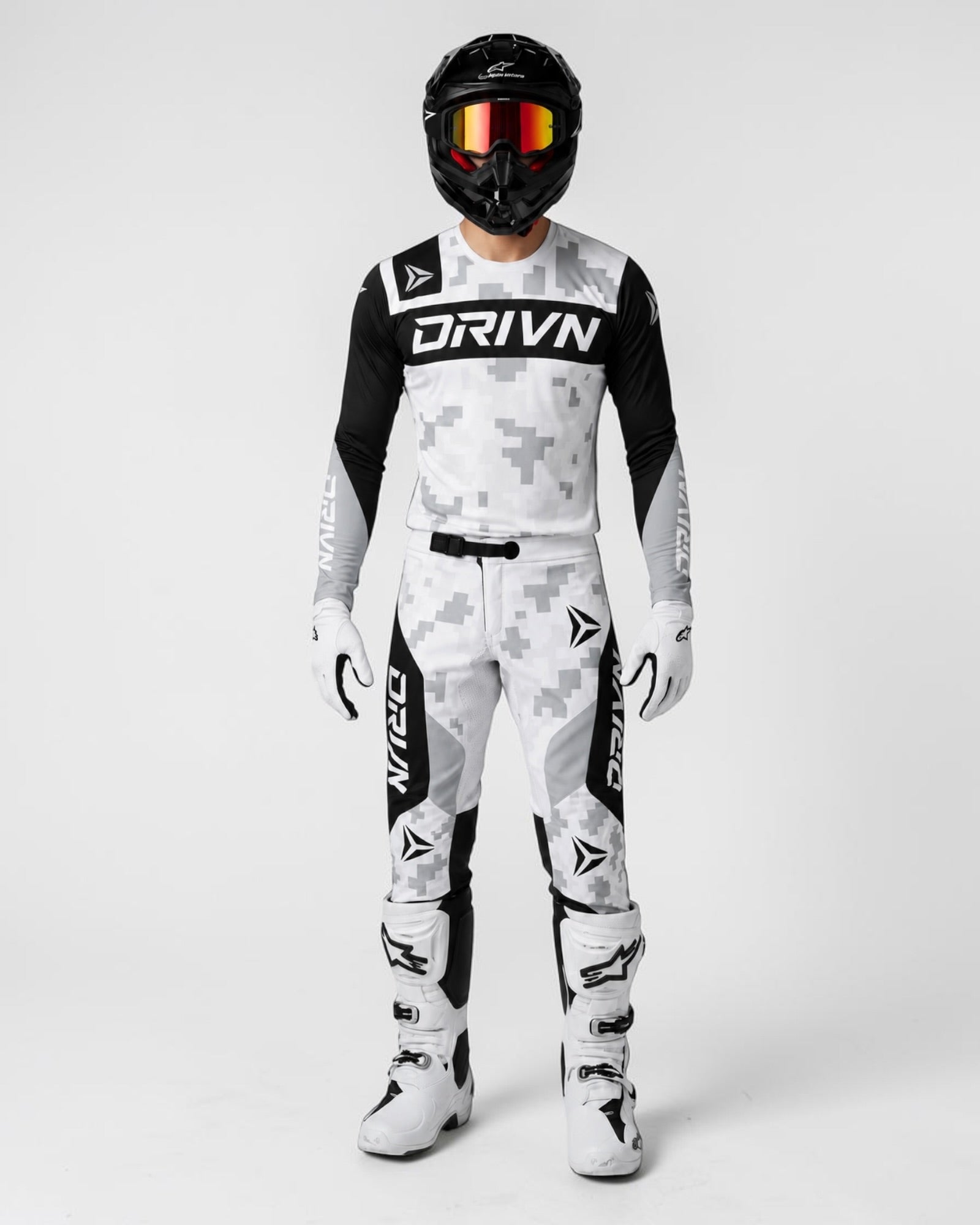 Custom “HYPR” Gear Kit ‘Black Camo’