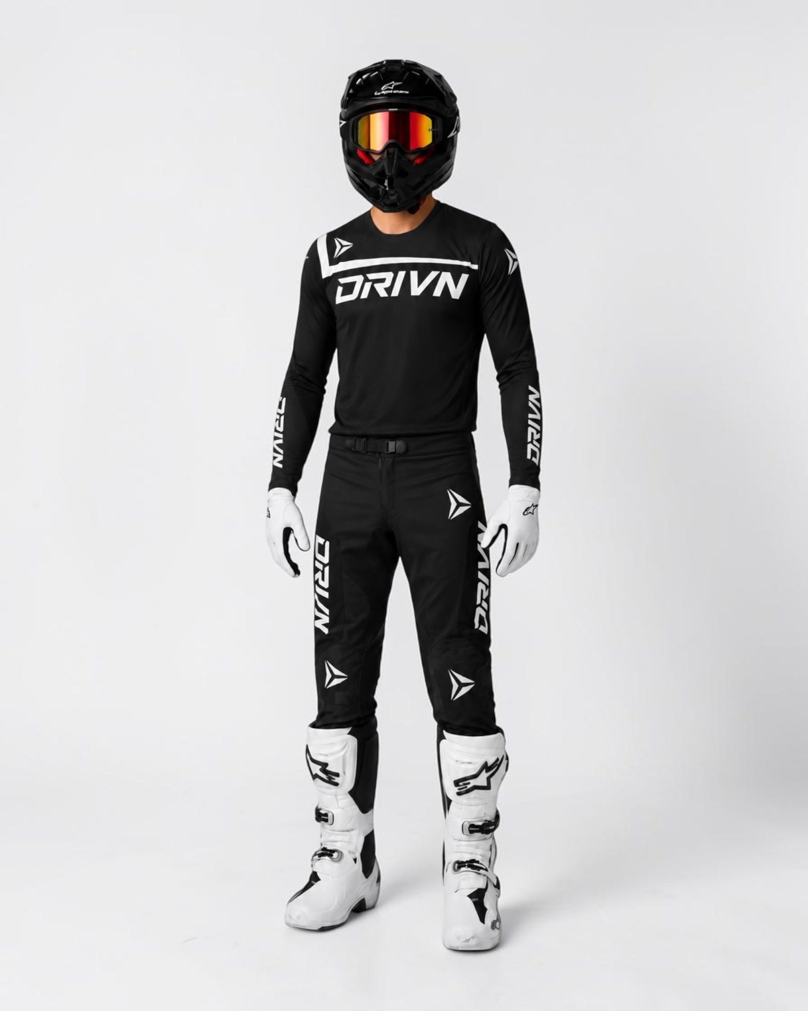 Custom “HYPR” Gear Kit ‘Blackout’